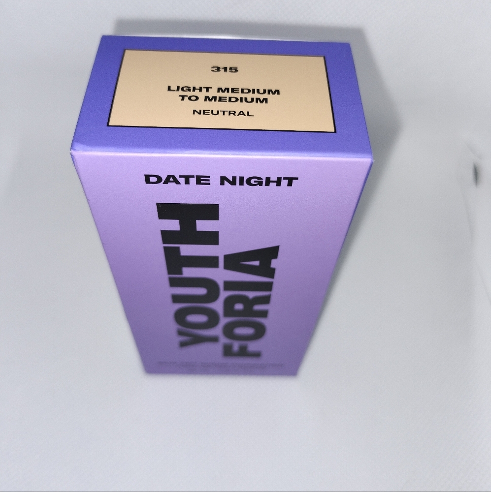 Youthforia Date Night Skin Tint Serum Foundation Light Medium To Medium - Picture 2 of 3